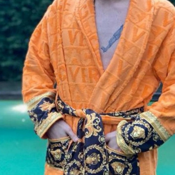 ORANGE UNISEX USED LIMITED L/XL VERSACE ROBE - Picture 1 of 3